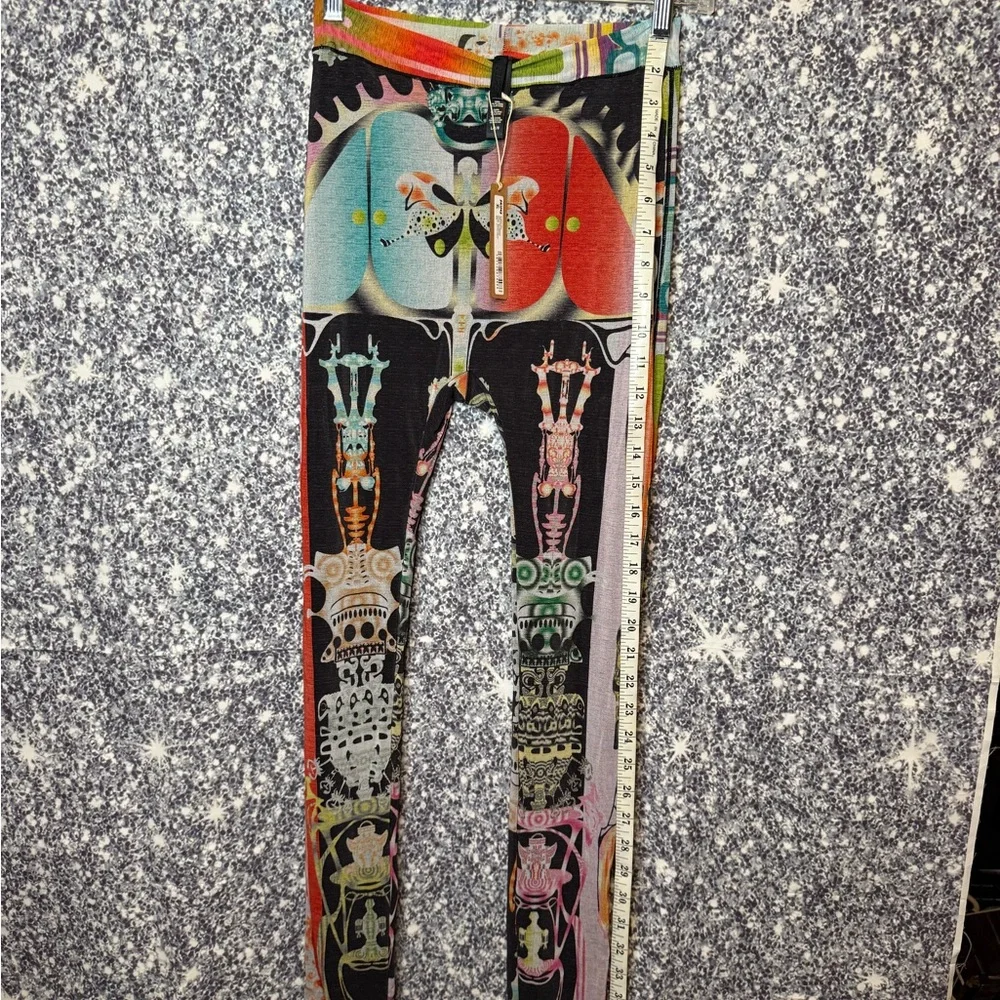 Skims Summer Mesh Orchid Cabinet Leggings - Picture 3 of 11
